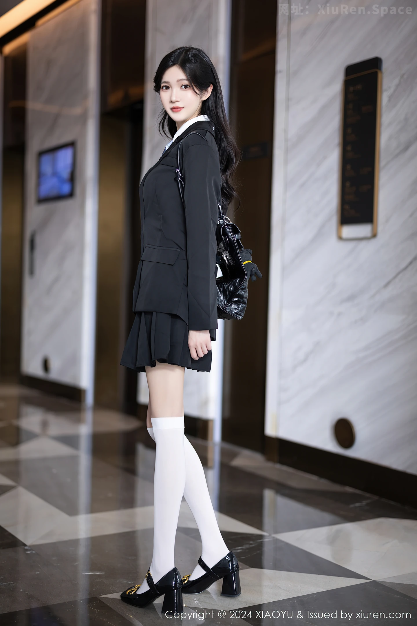 图片[6]-[XiaoYu画语界]Vol.1204 模特程程程性感学妹制服露黑色内衣配白丝袜秀曼妙身姿诱惑写真83P-秀人网官方网站